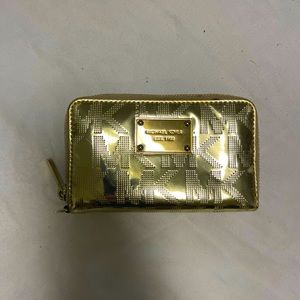 Michael Kors gold women’s wallet